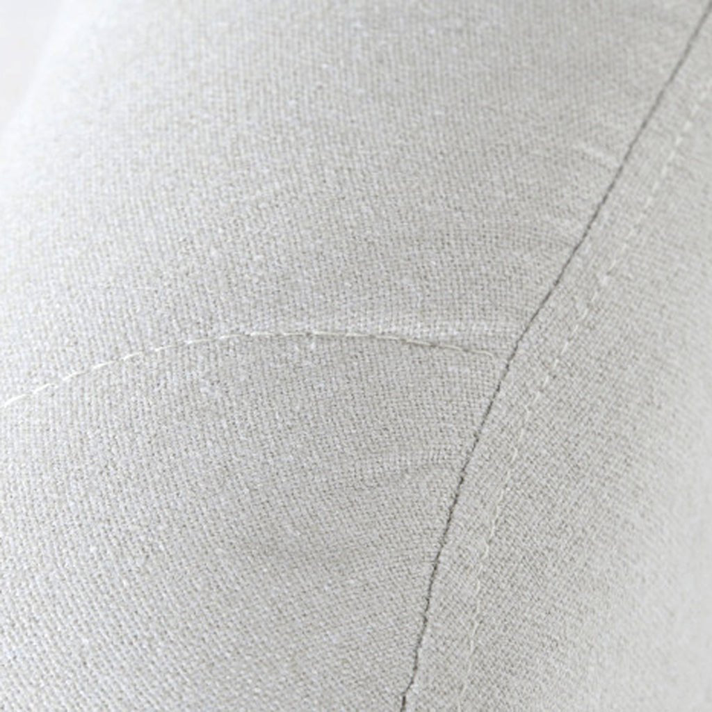 Sofá Cosmopolite 2 Lugares | Bege | 129x75x73 cm - Gato Preto