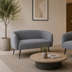 Sofá Cosmopolite 2 Lugares | Cinza | 129x75x73 cm - Gato Preto