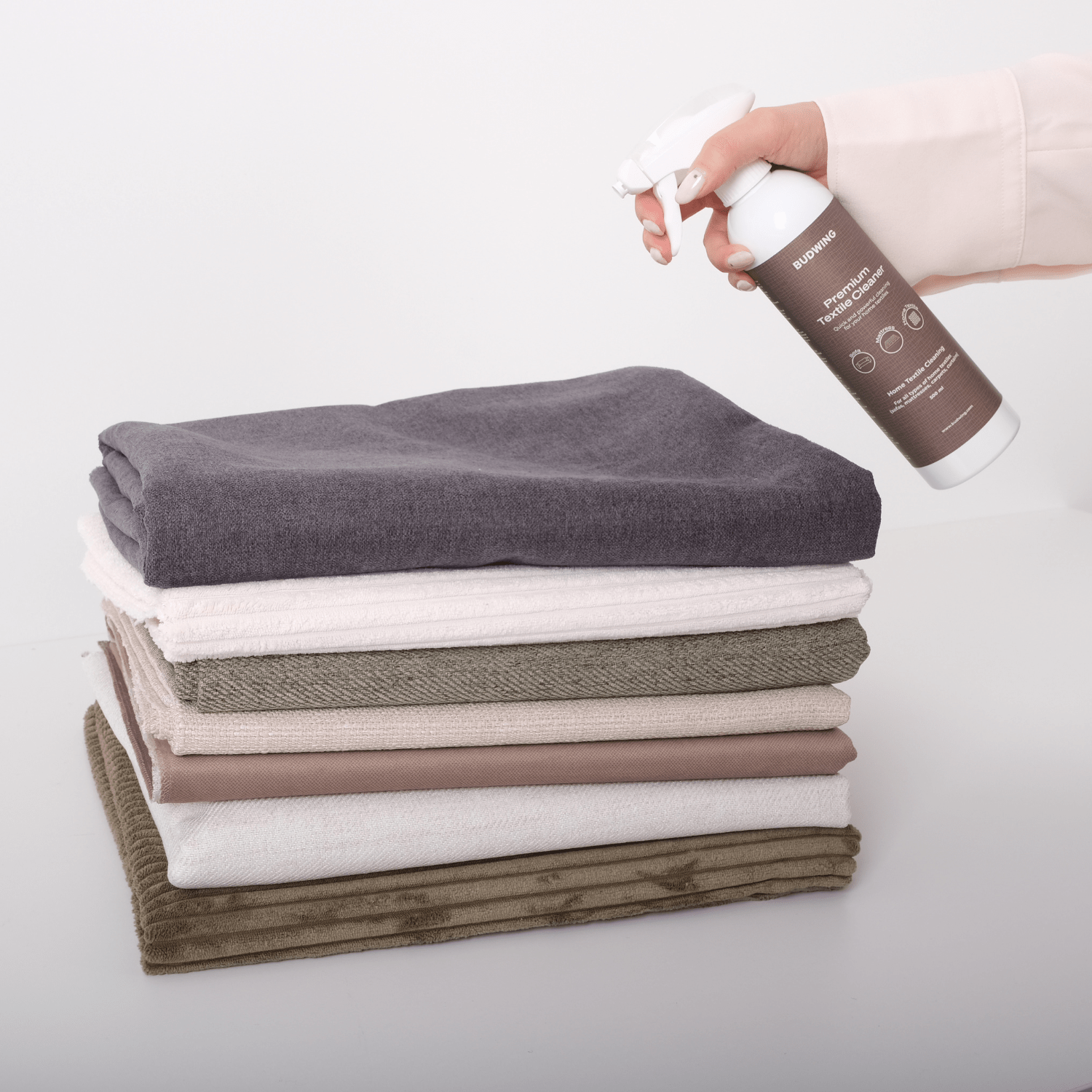 Spray Premium de Limpeza de Têxteis - Gato Preto