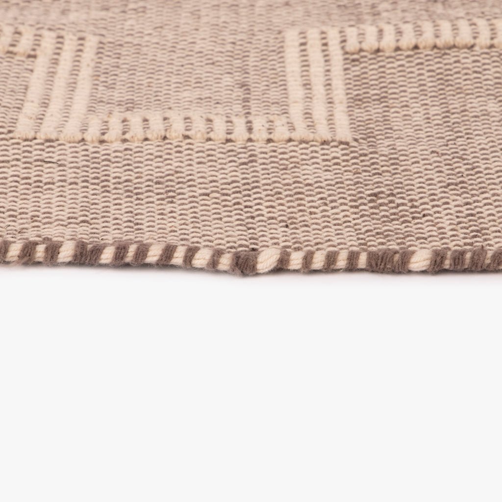 Tapete Algodão Castanho e Bege 200x300 BENAGIL - Gato Preto