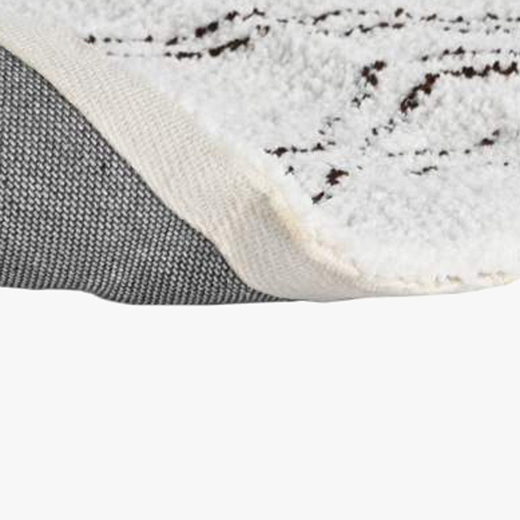 Tapete Branco 140x200 RAÍZES - Gato Preto