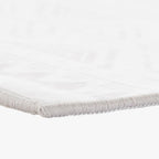 Tapete Étnico Branco 160x230 HAZE - Gato Preto