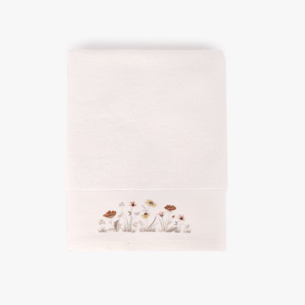 Wild Flowers Embroidered Towel - Gato Preto