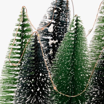 Vila de Pinheiros e Balões com LED NEW BRIGHT - Gato Preto