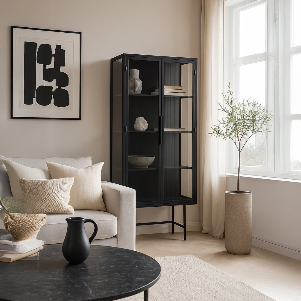 Vitrine Alta de Ferro Preto com Duas Portas CHICAGO - Gato Preto